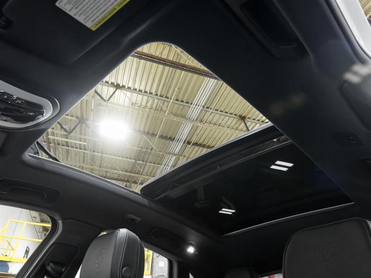 2026 Porsche Macan  Photo