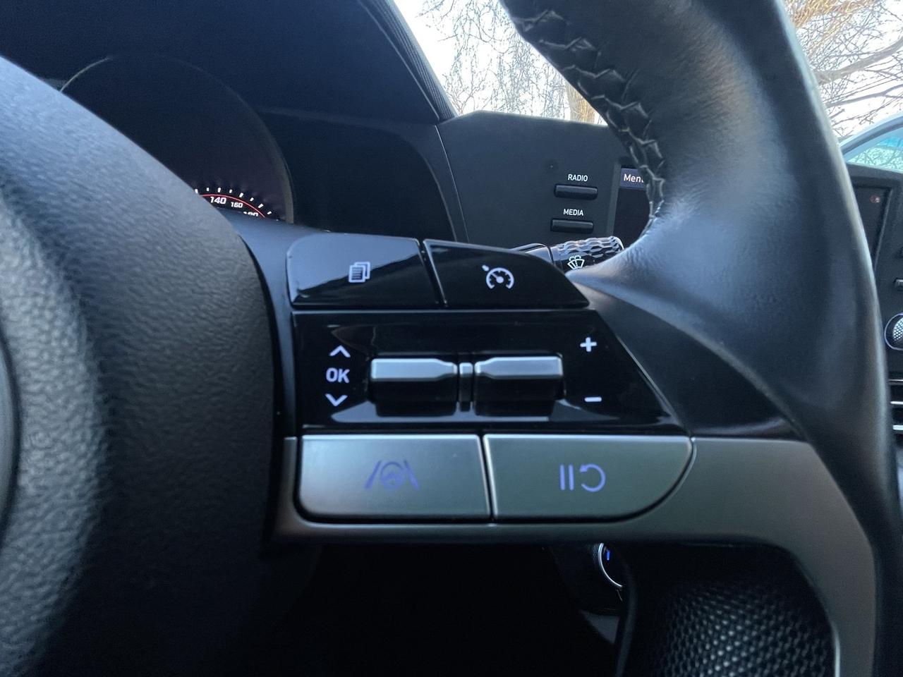 2022 Hyundai Elantra Preferred Sun w/ Tech   Htd Steering   Lane Assist Photo