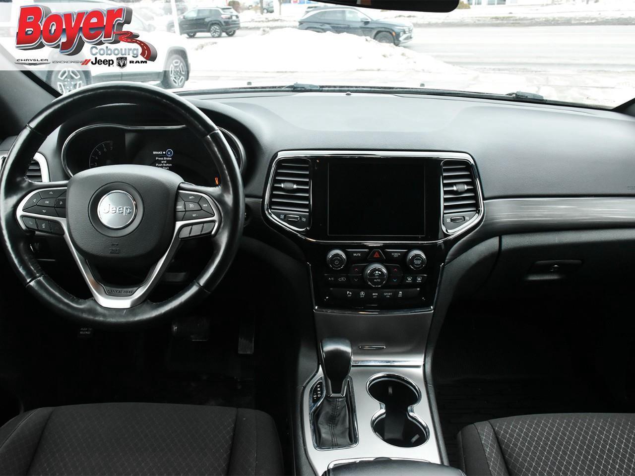 2021 Jeep Grand Cherokee Laredo Photo