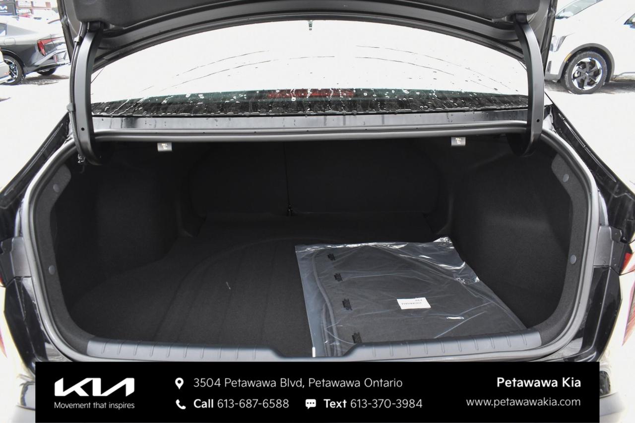 2025 Kia K4 LX 4dr Sedan Photo