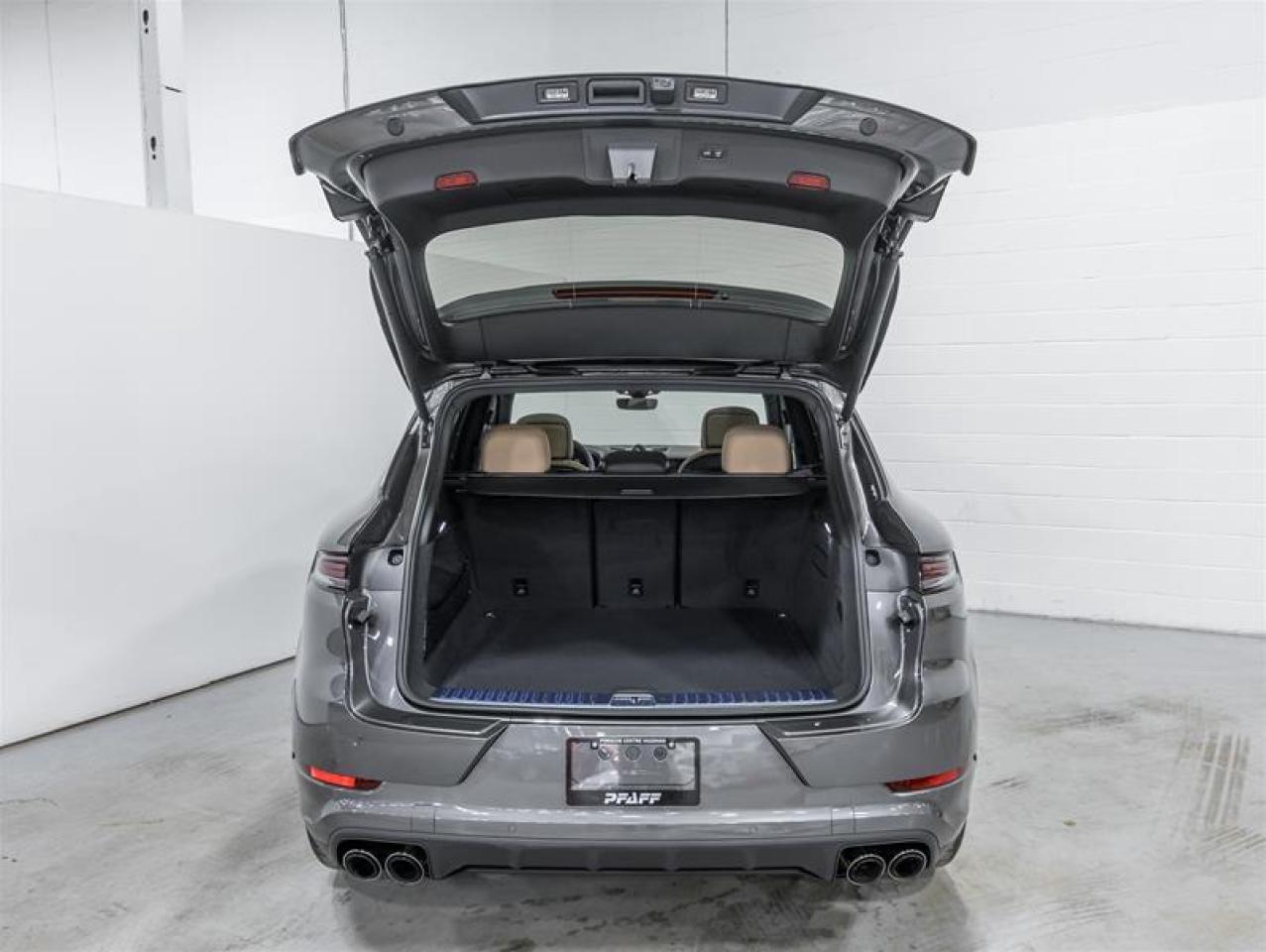 2026 Porsche Cayenne  Photo