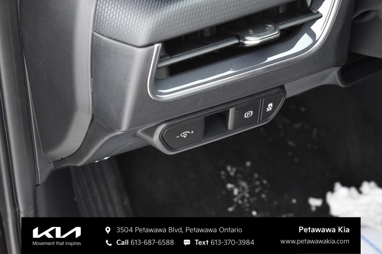 2025 Kia K4 GT-Line Turbo 4dr Sedan Photo