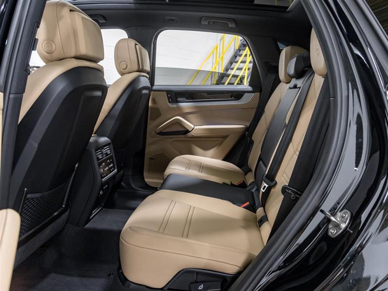 2026 Porsche Cayenne  Photo