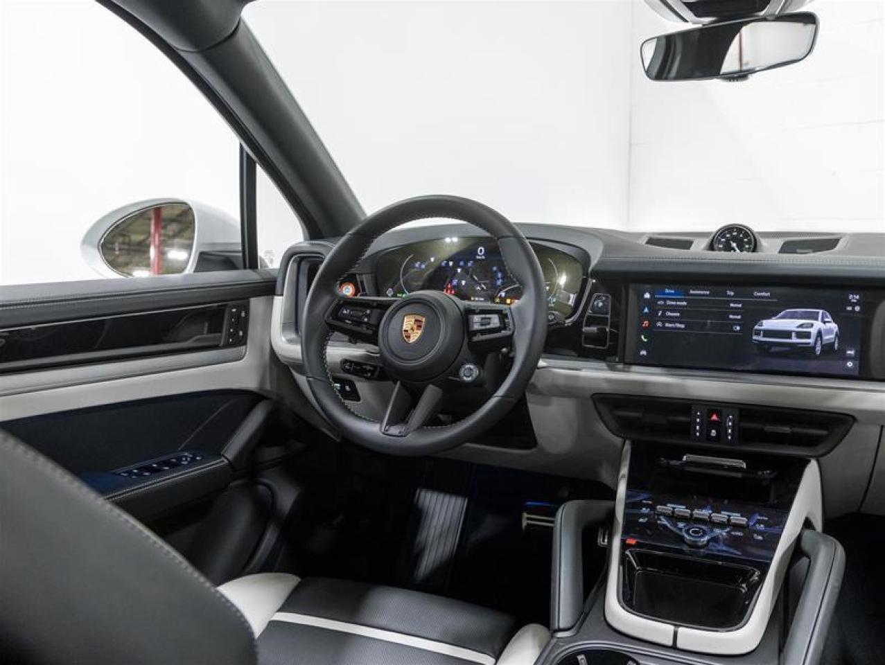 2026 Porsche Cayenne  Photo