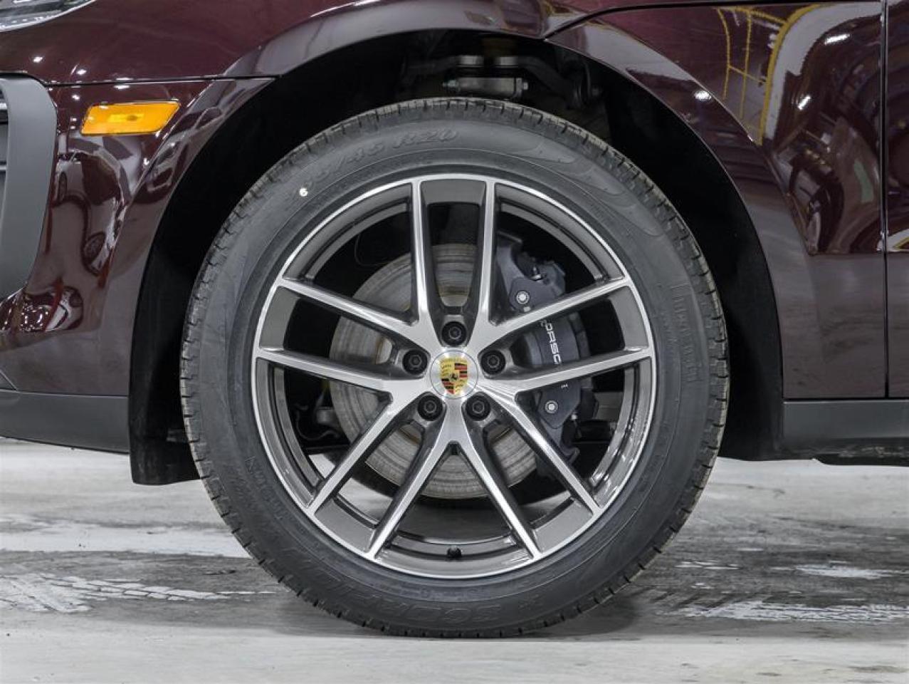 2026 Porsche Macan  Photo