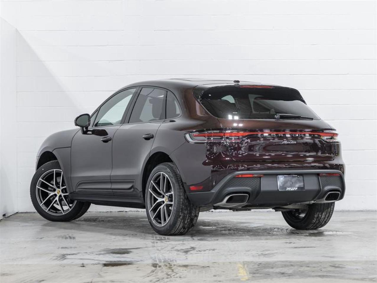 2026 Porsche Macan  Photo