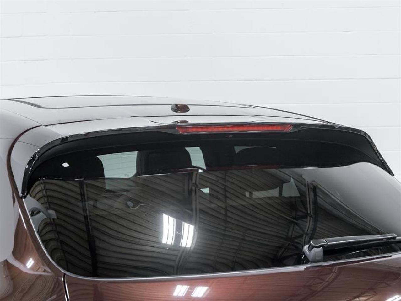 2026 Porsche Macan  Photo