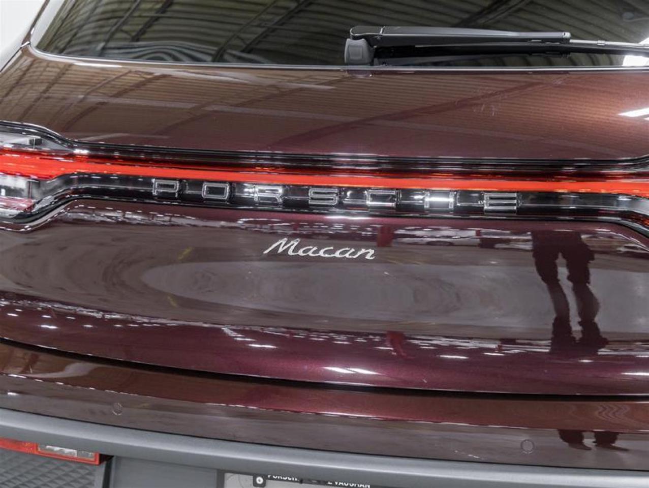 2026 Porsche Macan  Photo