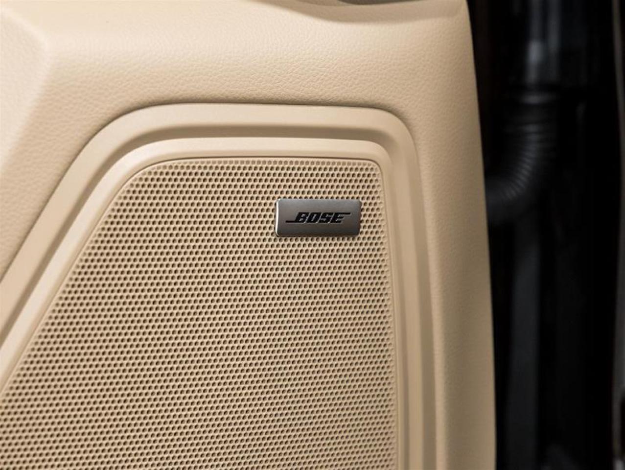 2026 Porsche Macan  Photo