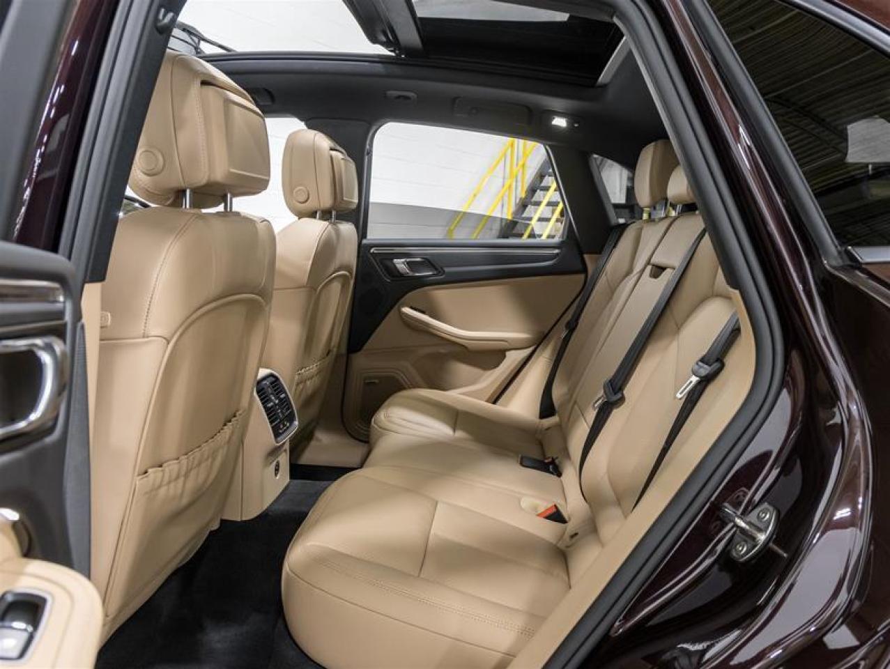 2026 Porsche Macan  Photo