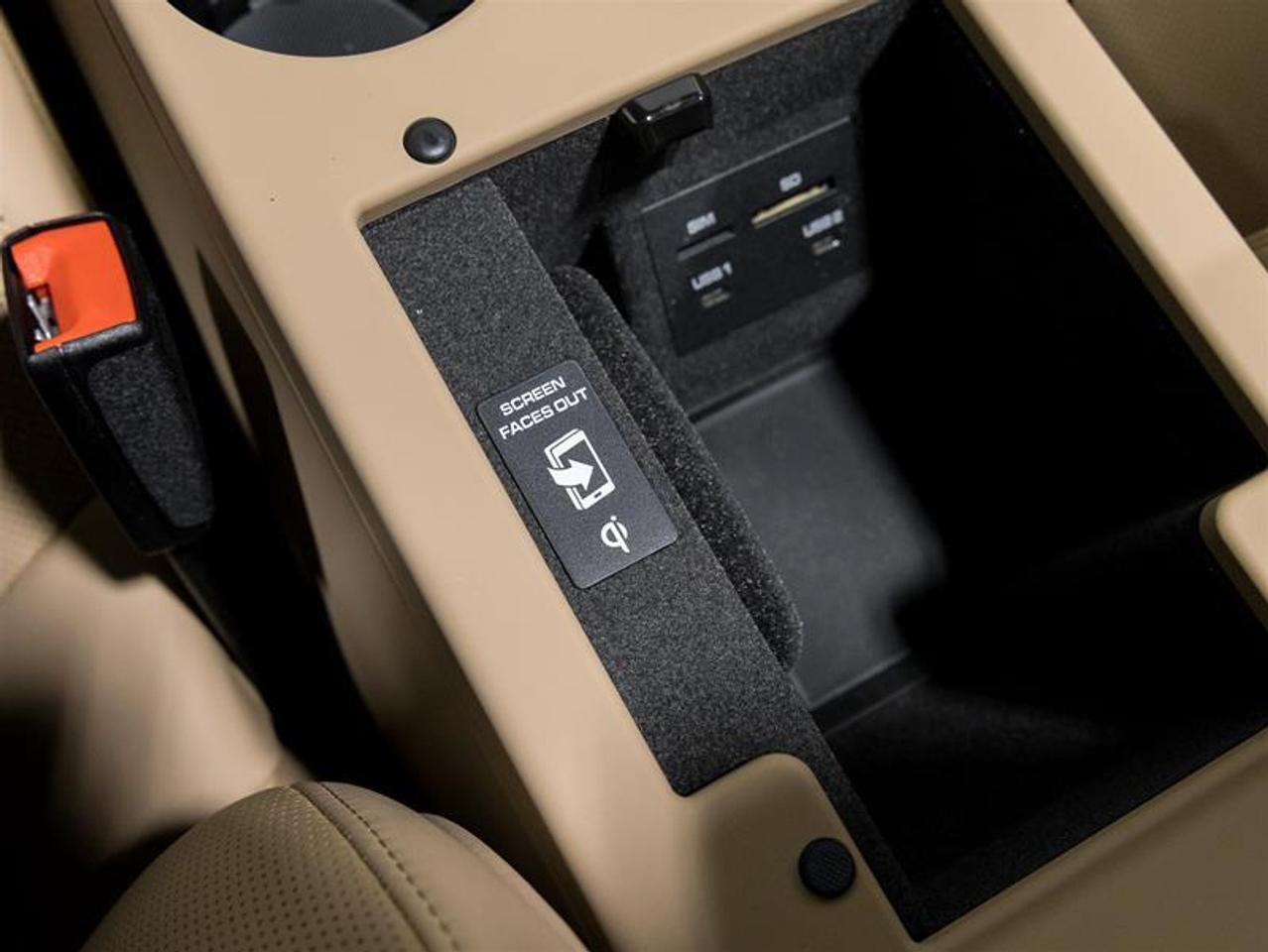 2026 Porsche Macan  Photo