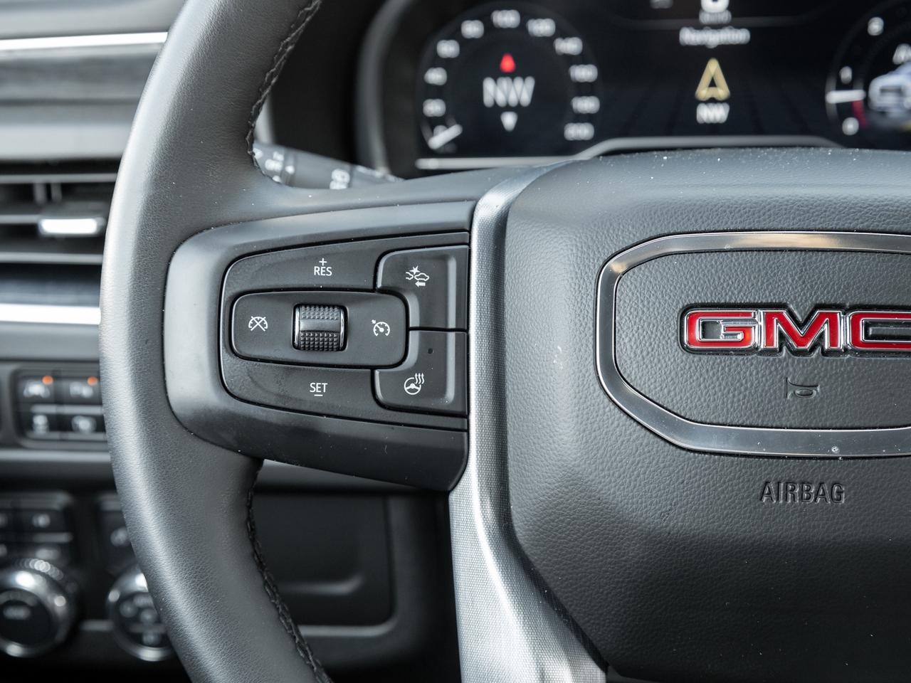2023 GMC Yukon XL SLT Lux   Bose   360 Cam   Adap Cruise   8 passeng Photo