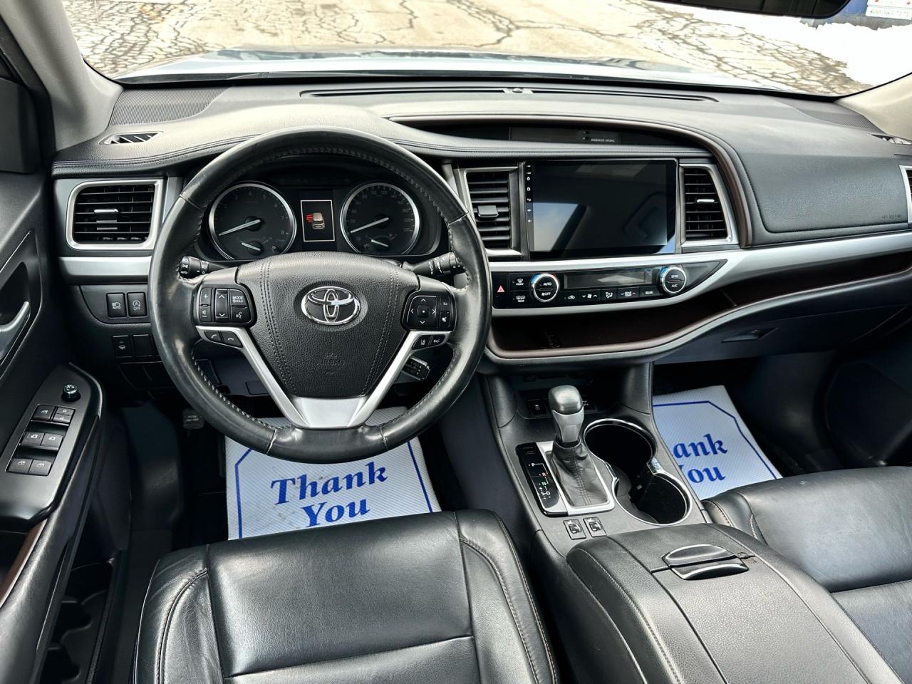 2017 Toyota Highlander XLE ~ CARPLAY ~ NO ACCIDENTS ~ CERTIFIED Photo