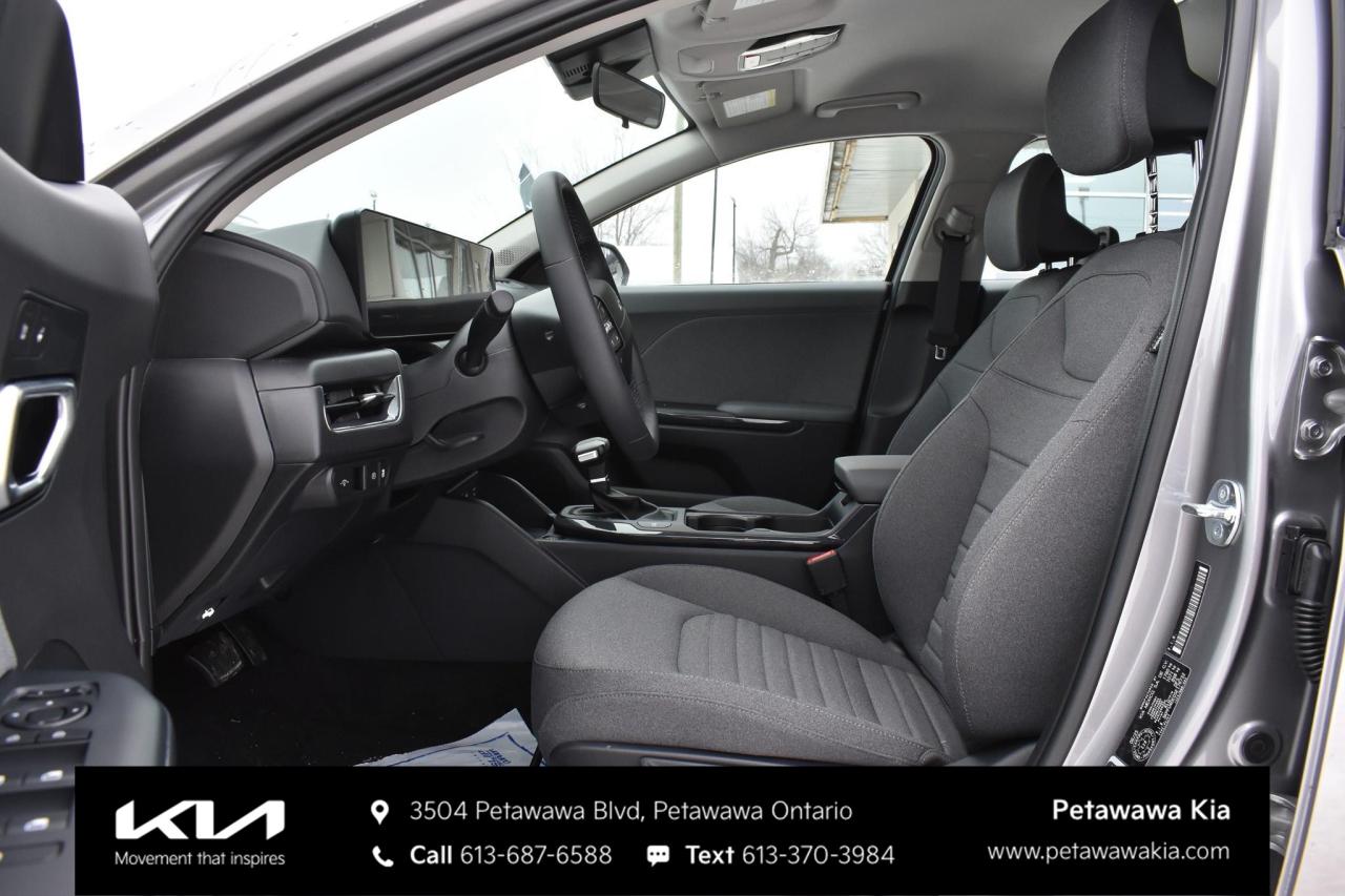 2025 Kia K4 EX 4dr Sedan Photo