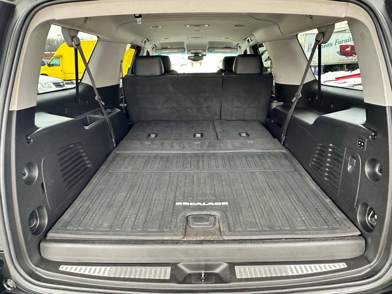 2016 Cadillac Escalade ESV 8 PASSENGER ~ 360 CAMERA ~ NO ACCIDENTS Photo