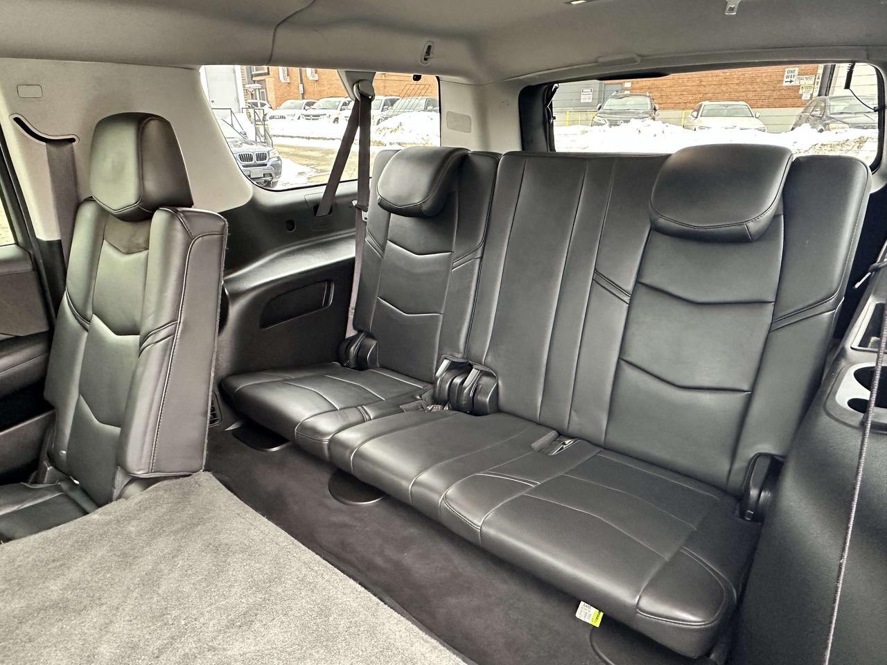 2016 Cadillac Escalade 8 PASSENGER ~ 360 CAMERA ~ NO ACCIDENTS Photo