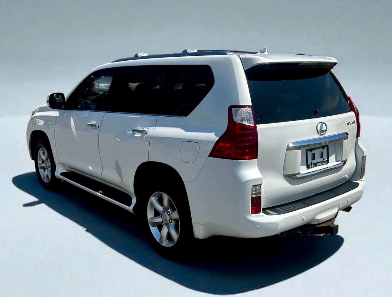 2011 Lexus GX 4WD ~ NAV ~ REAR CAM ~ CERFITIED Photo3