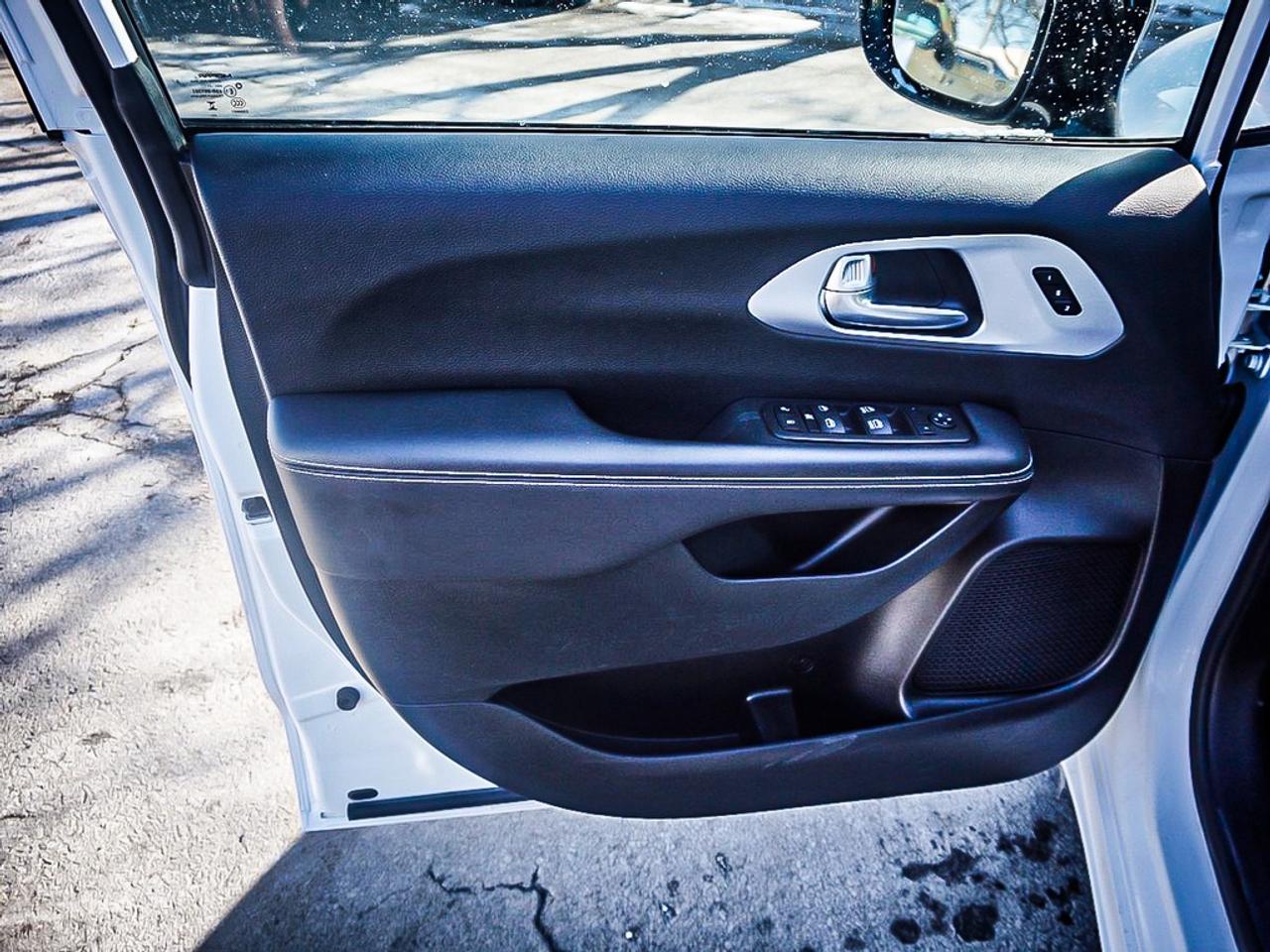 2024 Chrysler Pacifica  Photo