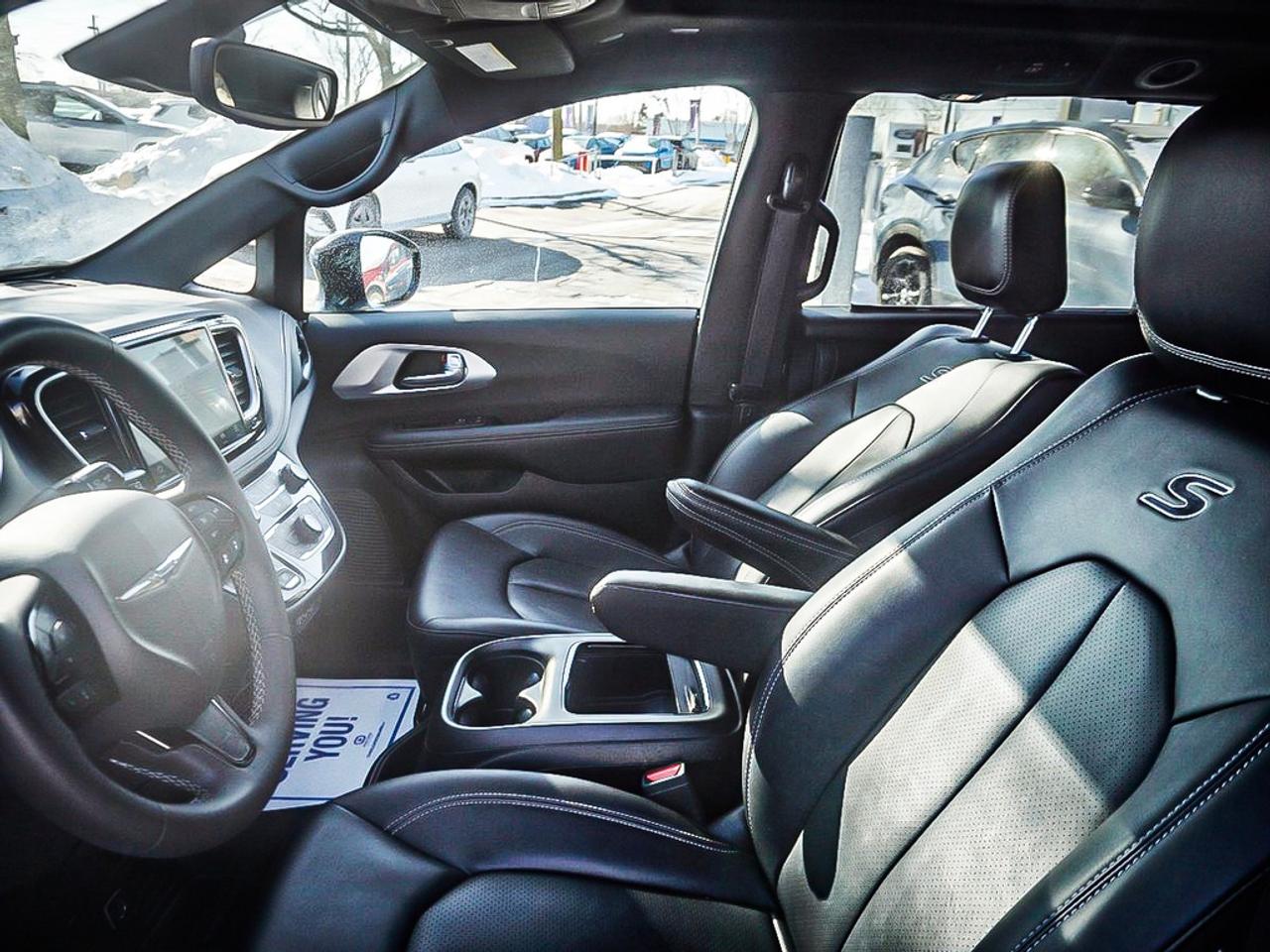 2024 Chrysler Pacifica  Photo