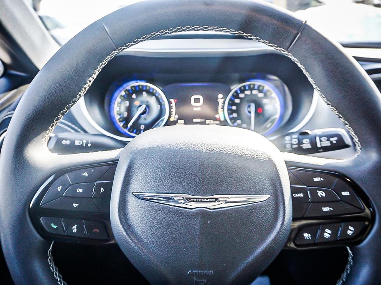 2024 Chrysler Pacifica  Photo