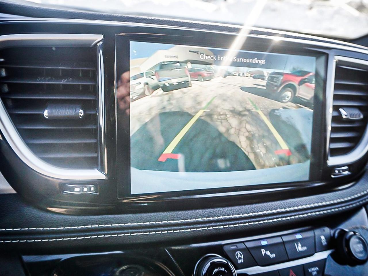 2024 Chrysler Pacifica  Photo