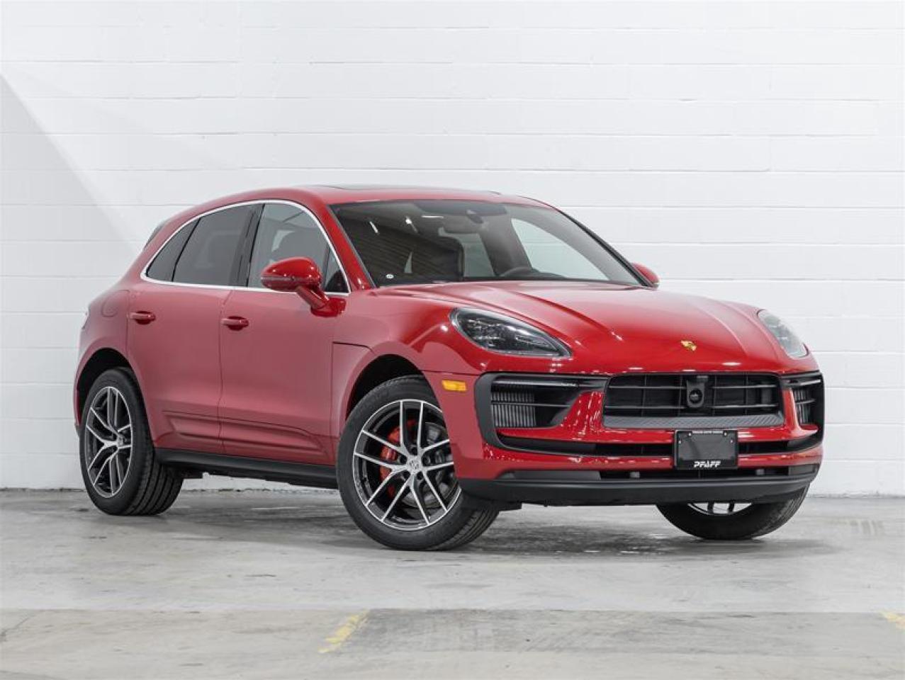 2026 Porsche Macan  Photo