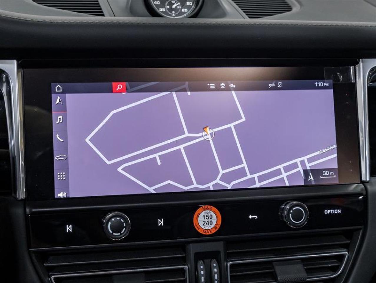 2026 Porsche Macan  Photo