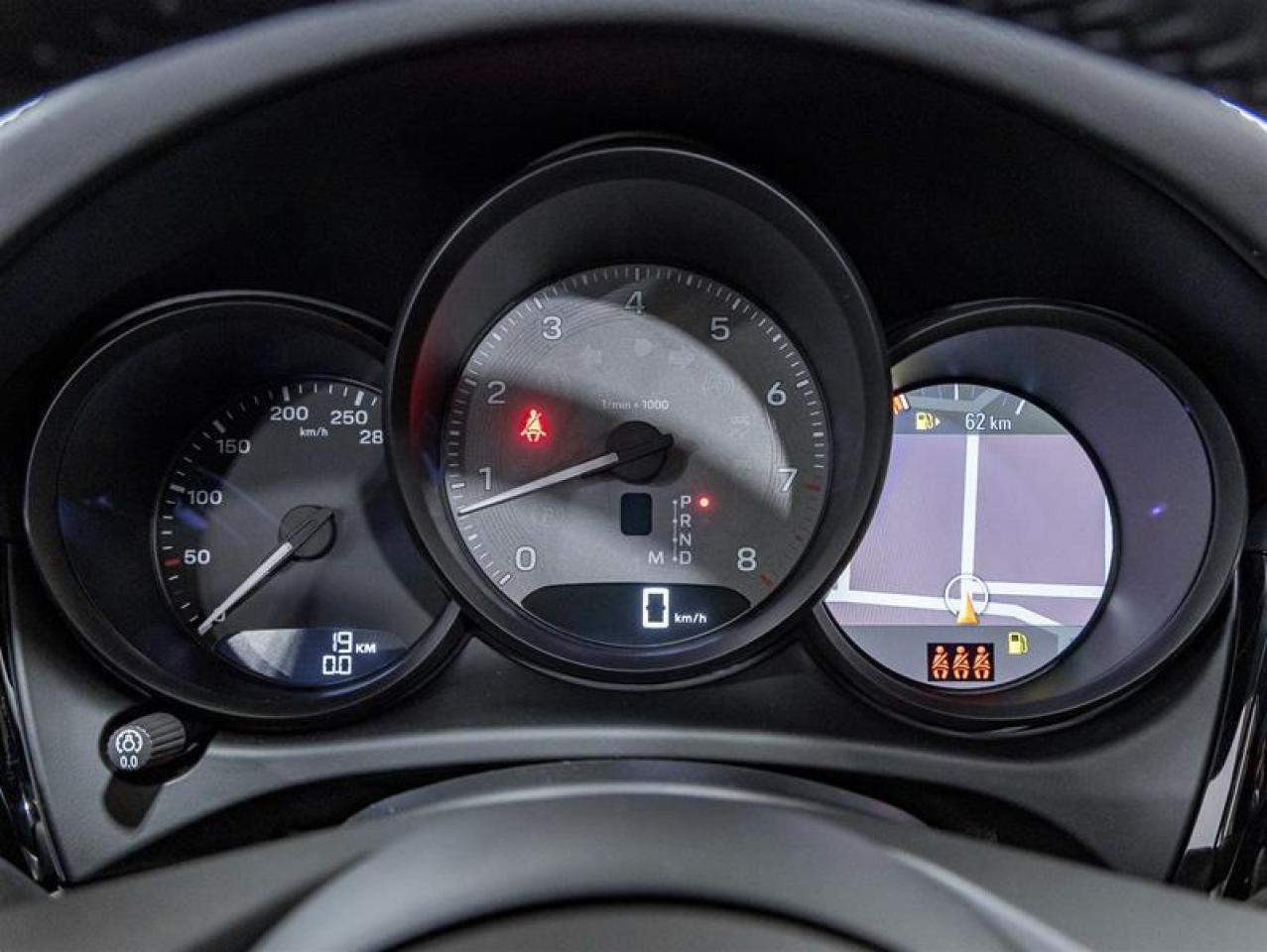 2026 Porsche Macan  Photo