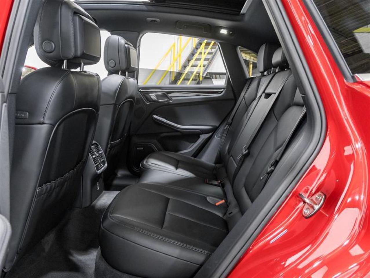 2026 Porsche Macan  Photo