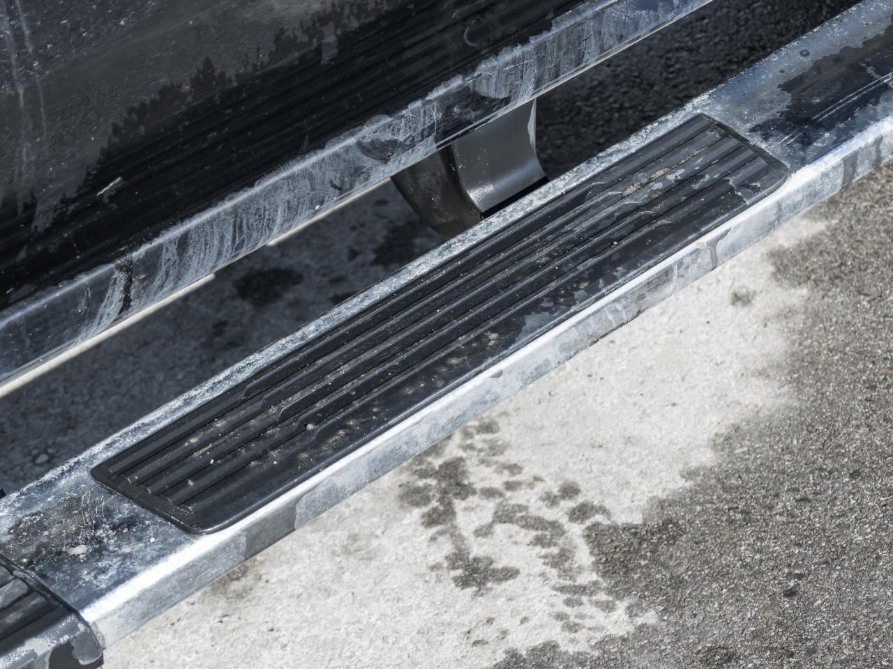 2022 Chevrolet Silverado 3500HD High Country   Diesel   Sunroof   Z71   Nav  Bose Photo4