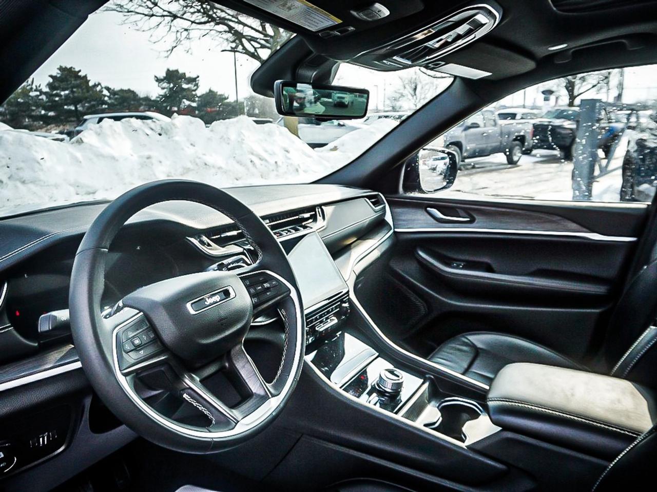 2024 Jeep Grand Cherokee  Photo