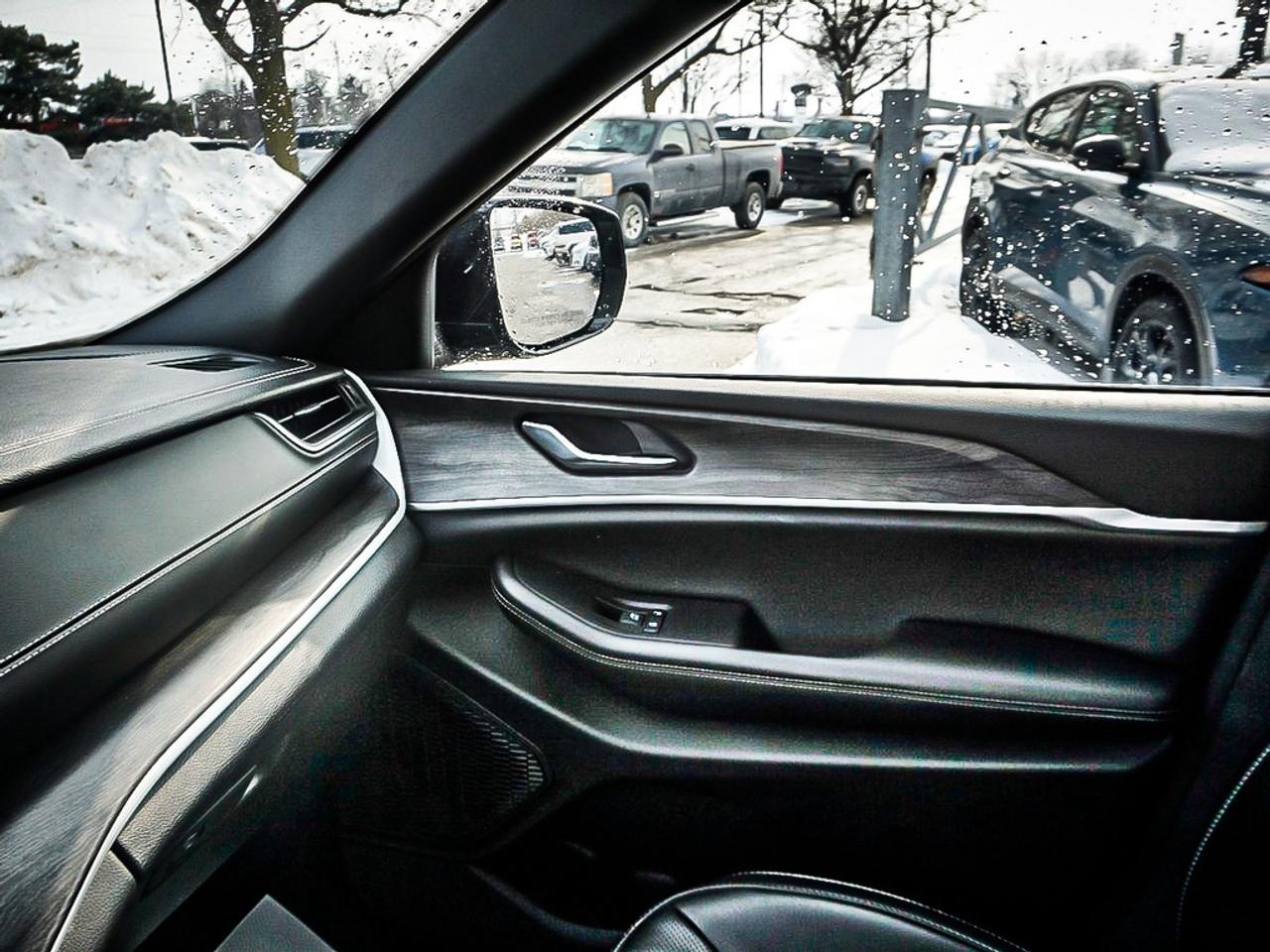 2024 Jeep Grand Cherokee  Photo