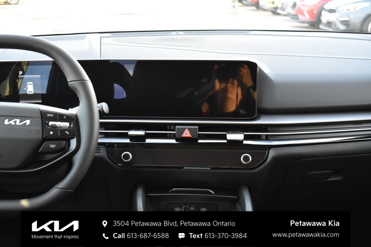 2026 Kia Sportage Plug-In Hybrid EX Premium 4dr All-Wheel Drive Photo