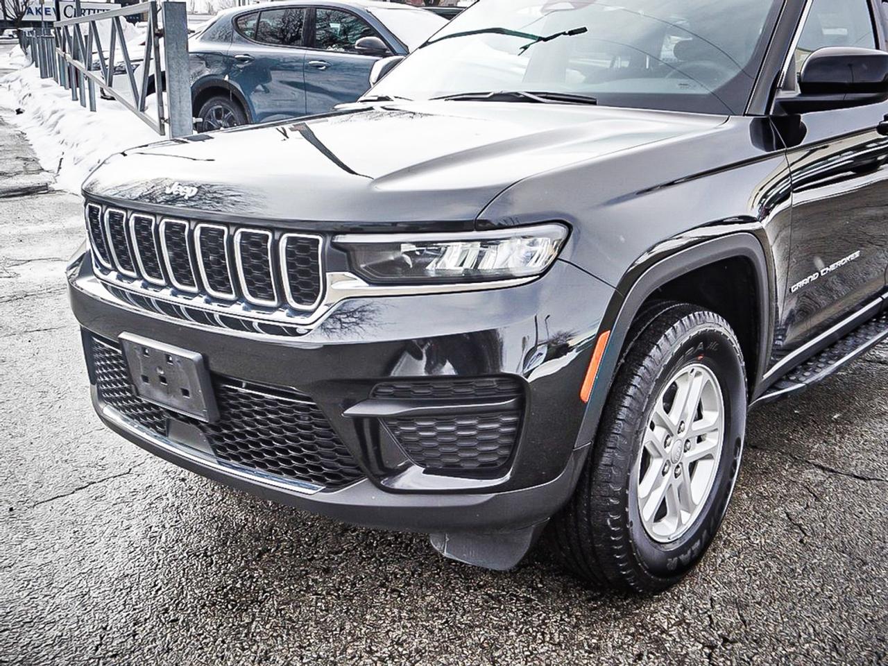 2023 Jeep Grand Cherokee  Photo4