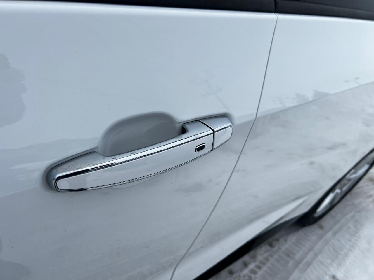 2018 Chevrolet Volt 5dr Hb Lt Photo3