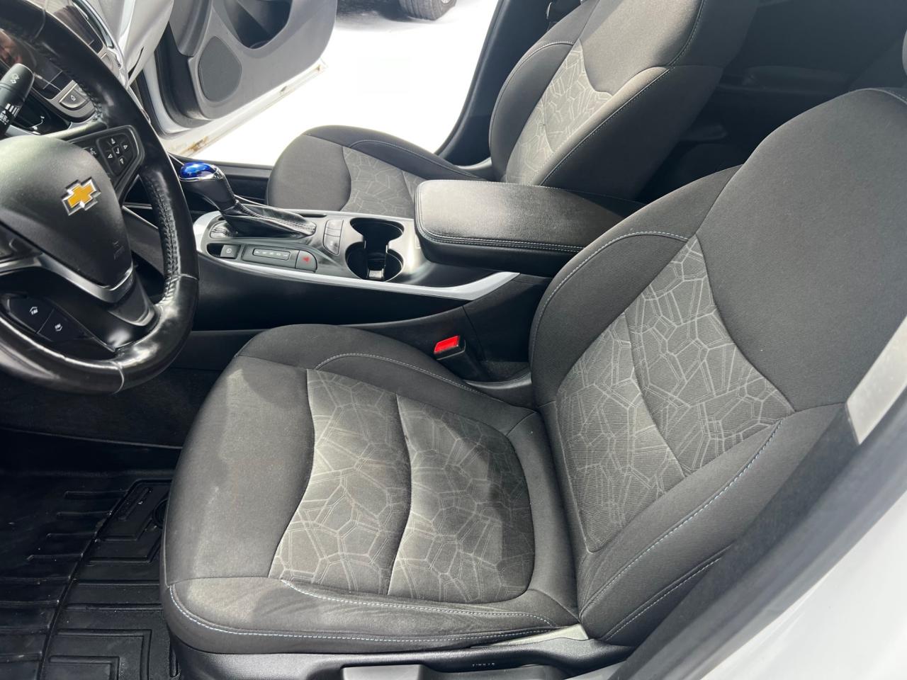 2018 Chevrolet Volt 5dr Hb Lt Photo