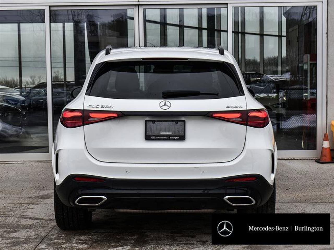 2023 Mercedes-Benz GLC GLC 300 Photo