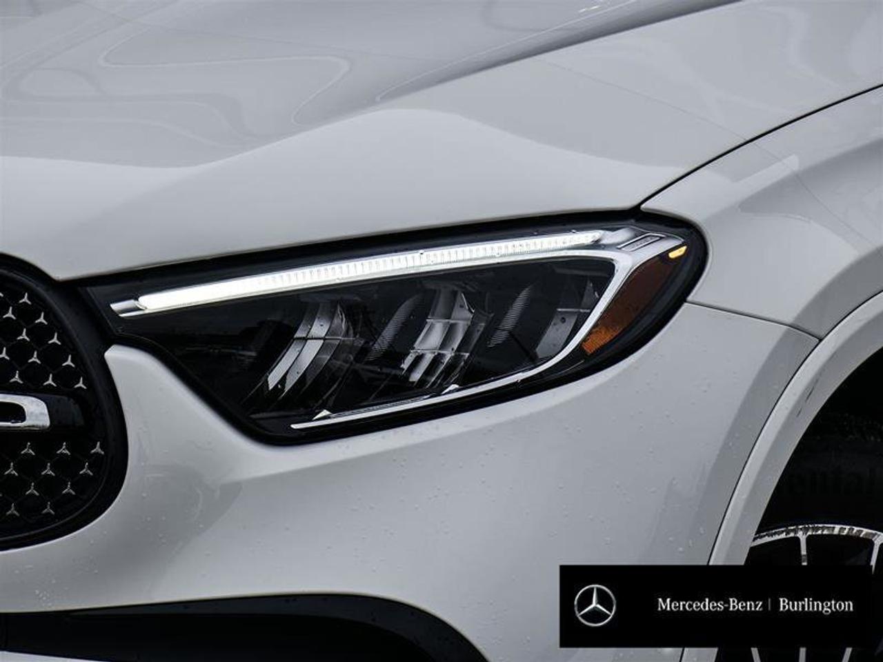 2023 Mercedes-Benz GLC GLC 300 Photo