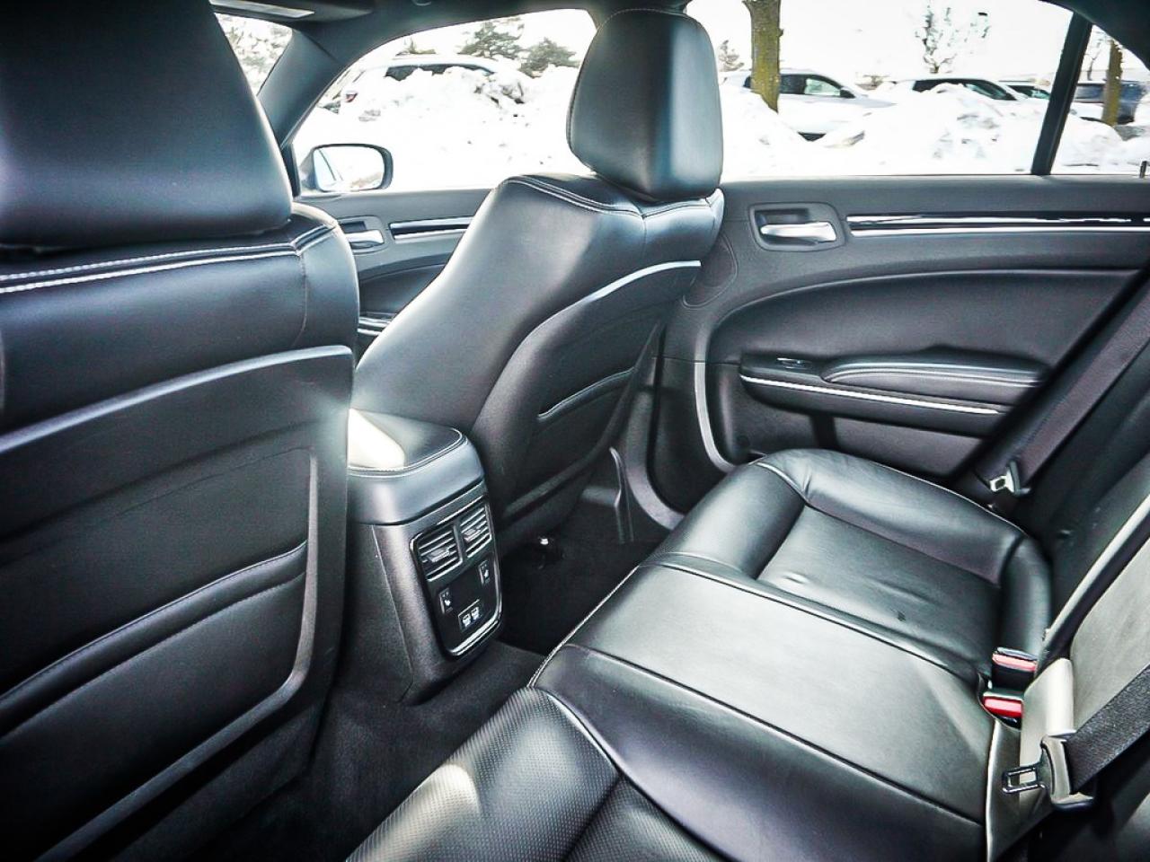 2023 Chrysler 300  Photo