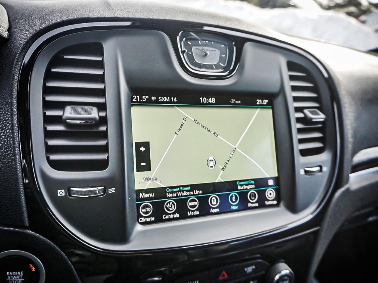 2023 Chrysler 300  Photo