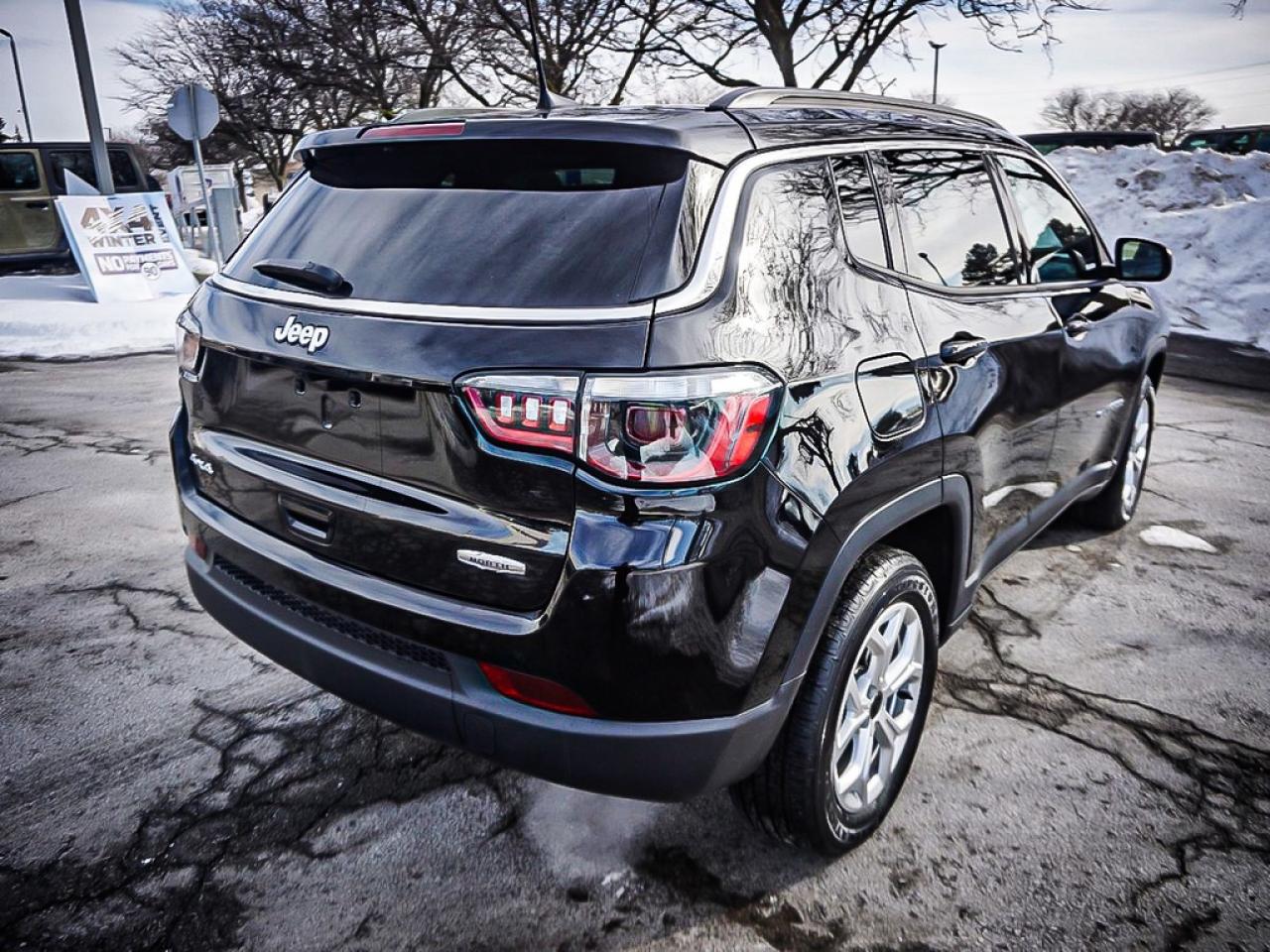 2025 Jeep Compass  Photo