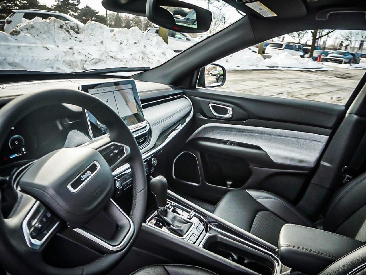 2025 Jeep Compass  Photo