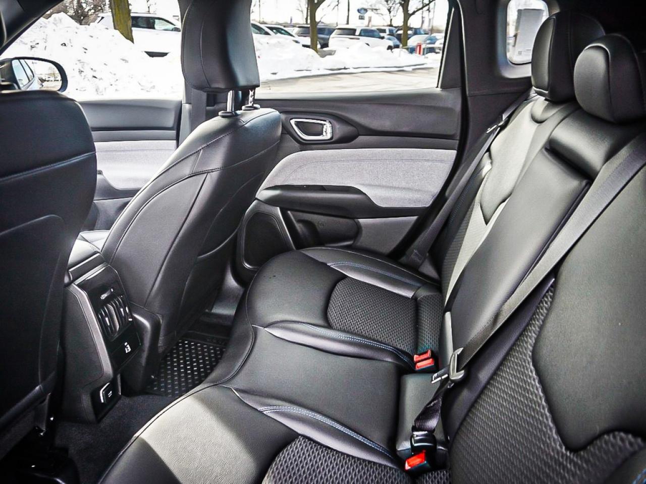 2025 Jeep Compass  Photo