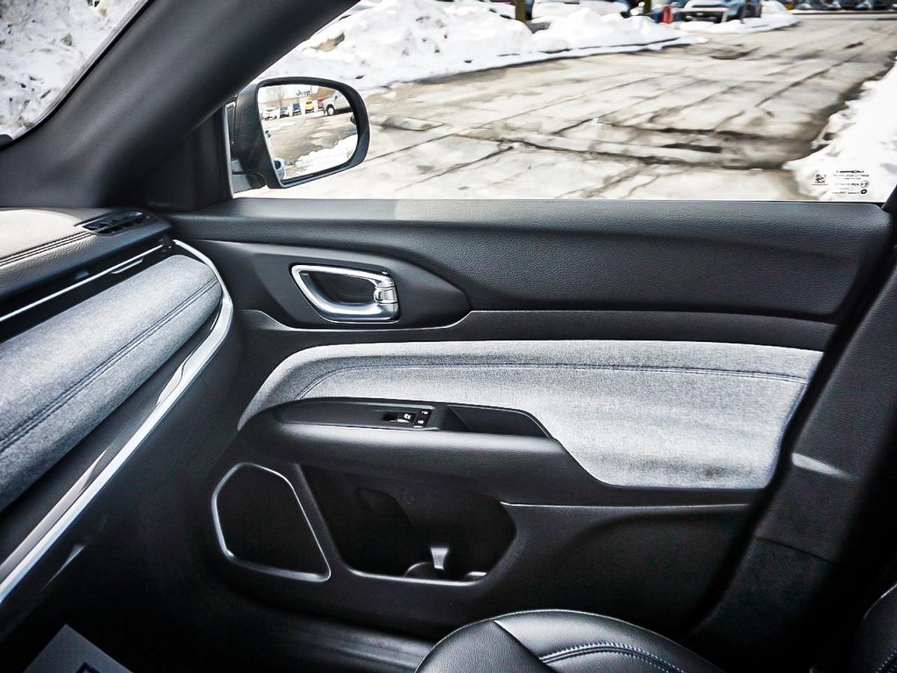 2025 Jeep Compass  Photo