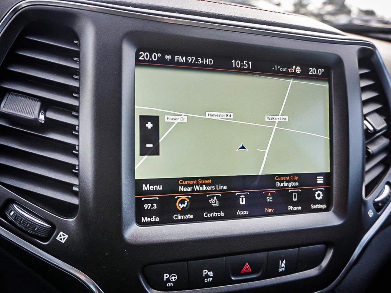 2021 Jeep Cherokee  Photo