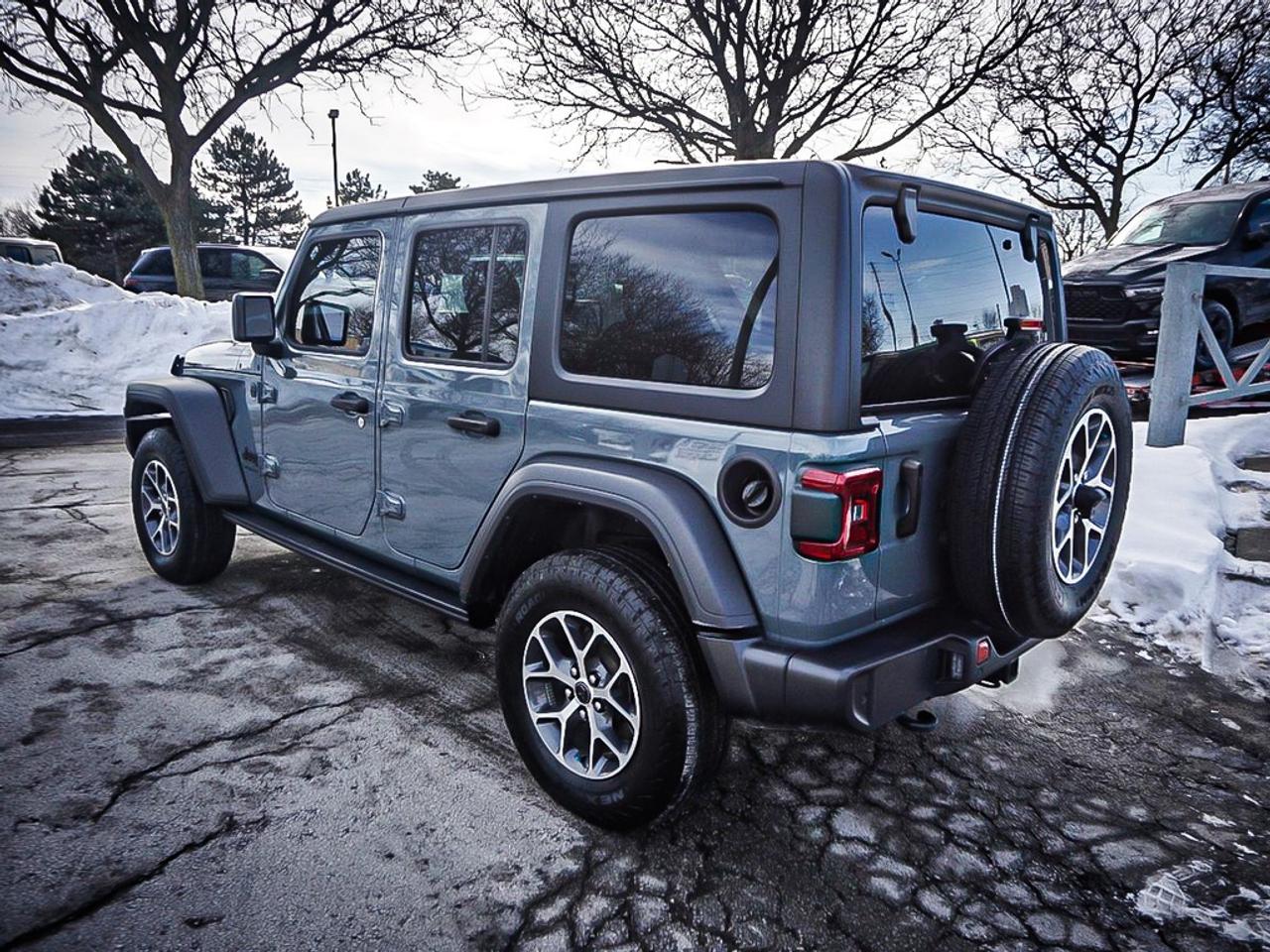 2024 Jeep Wrangler  Photo
