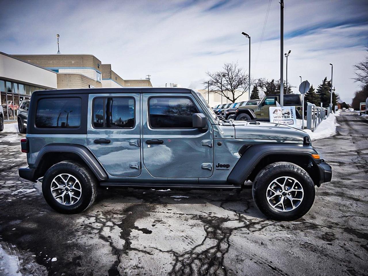 2024 Jeep Wrangler  Photo