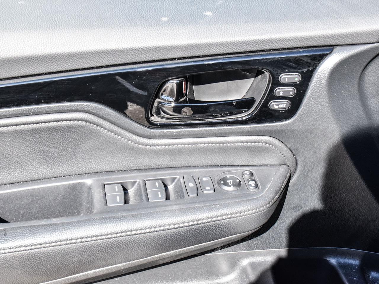 2022 Honda Odyssey Touring Photo