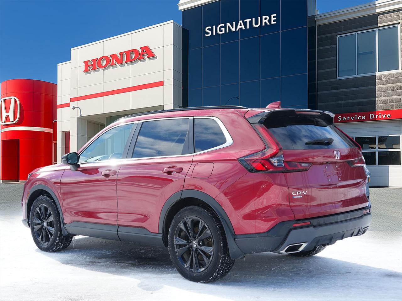 2023 Honda CR-V Hybrid Touring Photo4