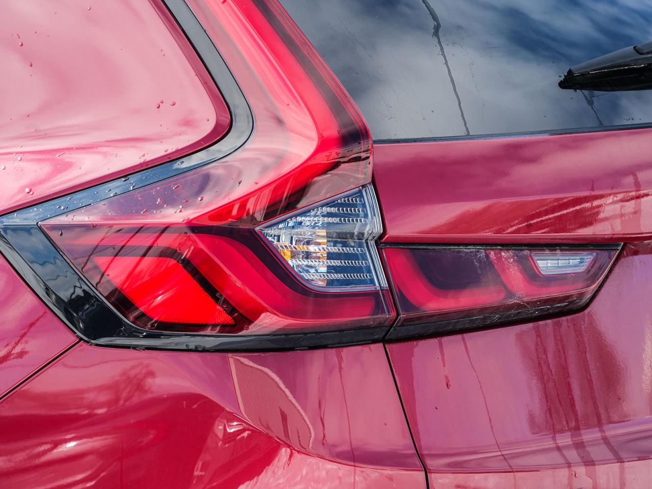 2023 Honda CR-V Hybrid Touring Photo
